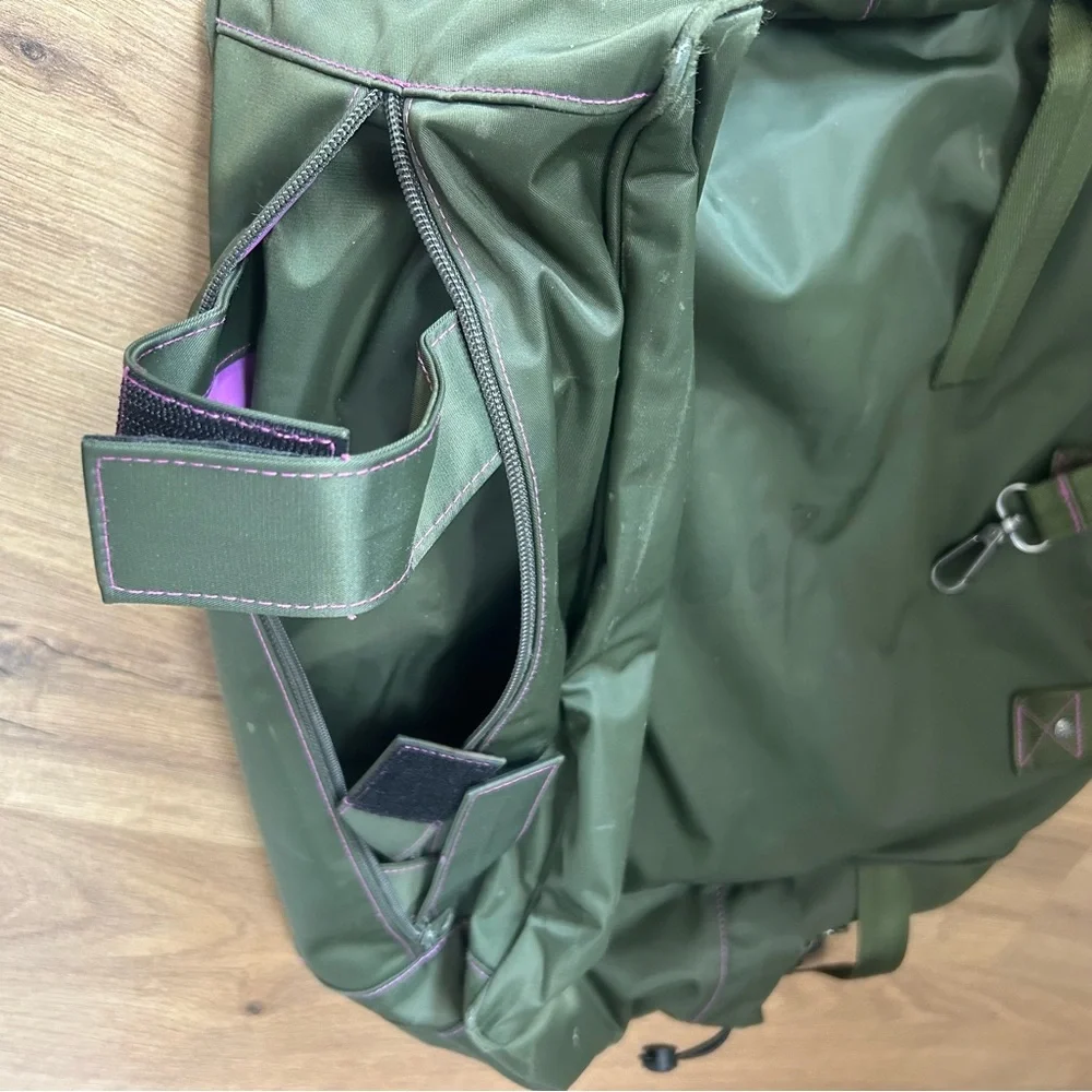 Athleta large travel duffle carry-on bag handles shoulder strap suitcase attach - Picture 14 of 16